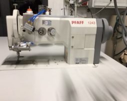 PFAFF 1243